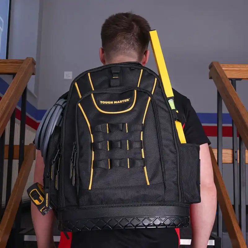 Begrenztes Angebot TOUGH MASTER Werkzeugrucksack 18 Zoll, 14 Taschen, gepolstertes 17 Zoll Laptochfach, Rückenpolsterung, wasserabweisend, Gummi-Unterseite ( TM-TB17 )